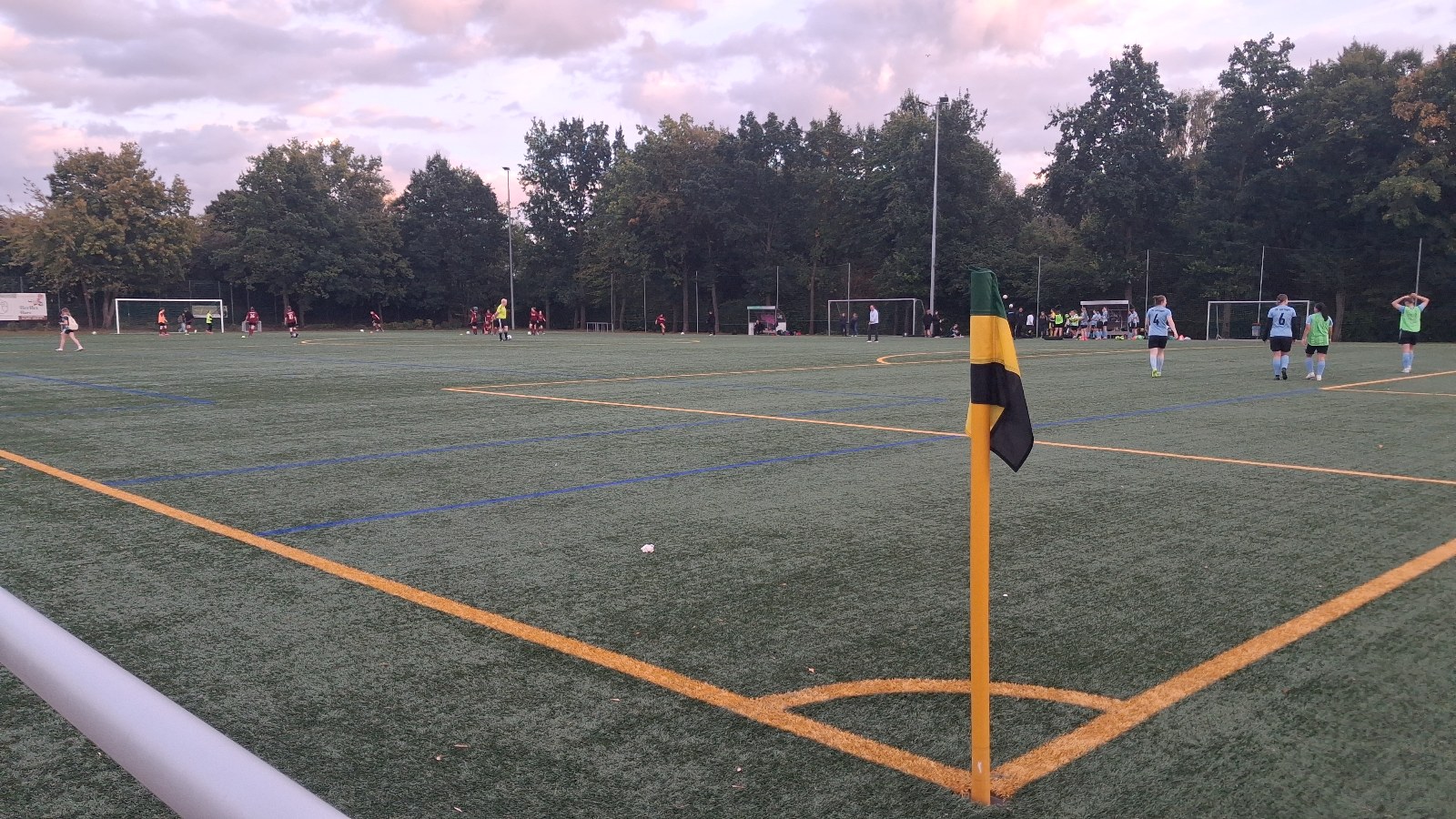 Bezirkssportanlage Benzstraße B-Platz